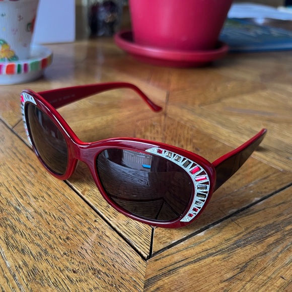 Judith Lieber Red Sunglasses JL1623 - Picture 5 of 5